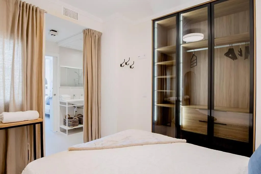 Atico C/ Adriano_Catedral. Apartment Seville 0*,
